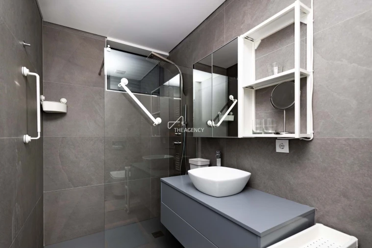 Moradia T4 para Arrendamento em Canidelo Foto 15