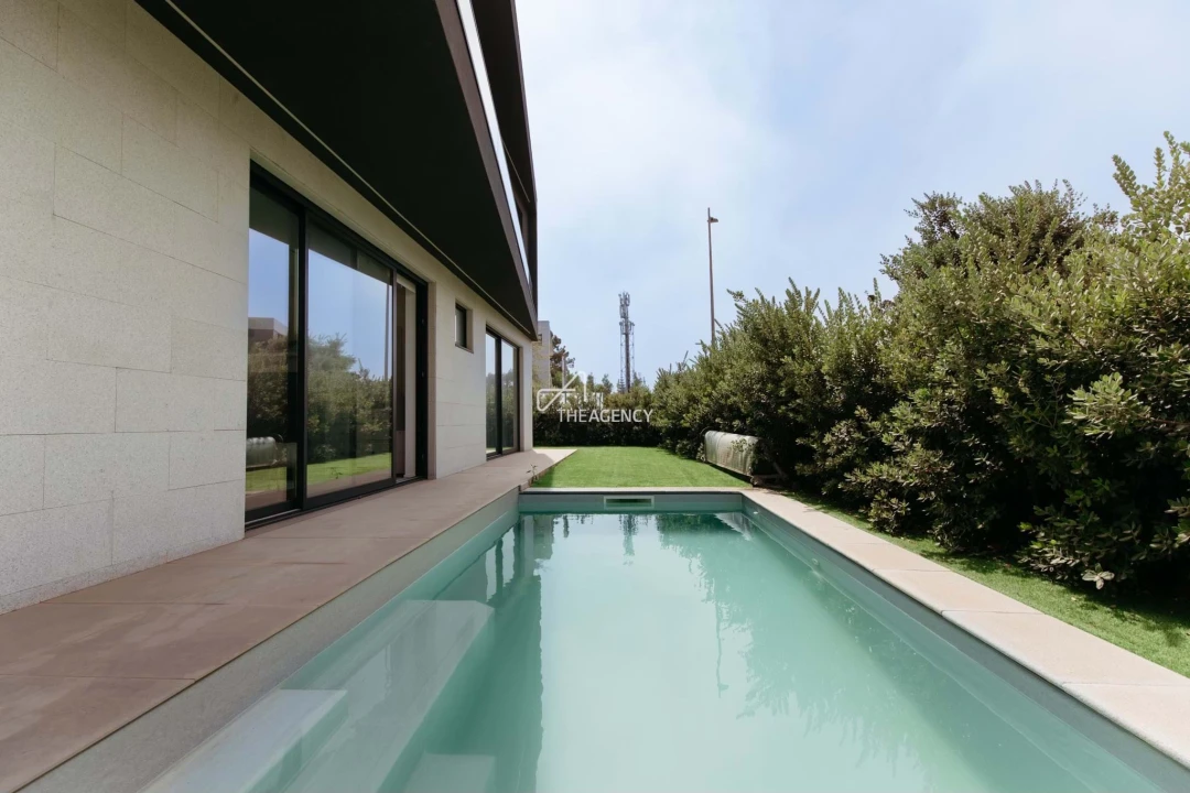 Moradia T4 para Arrendamento em Canidelo Foto 41