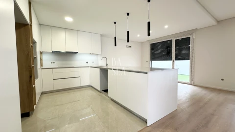 Moradia T4 para Venda em Palmeira