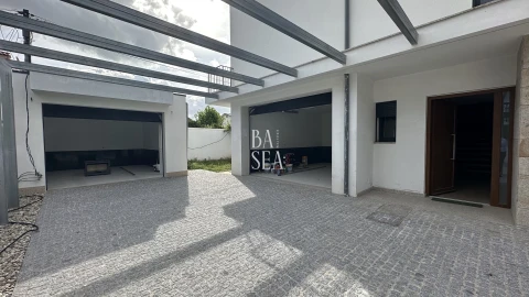 Moradia T4 para Venda em Palmeira