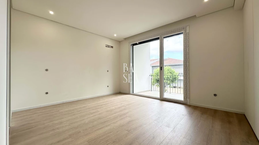 Moradia T4 para Venda em Palmeira Foto 20