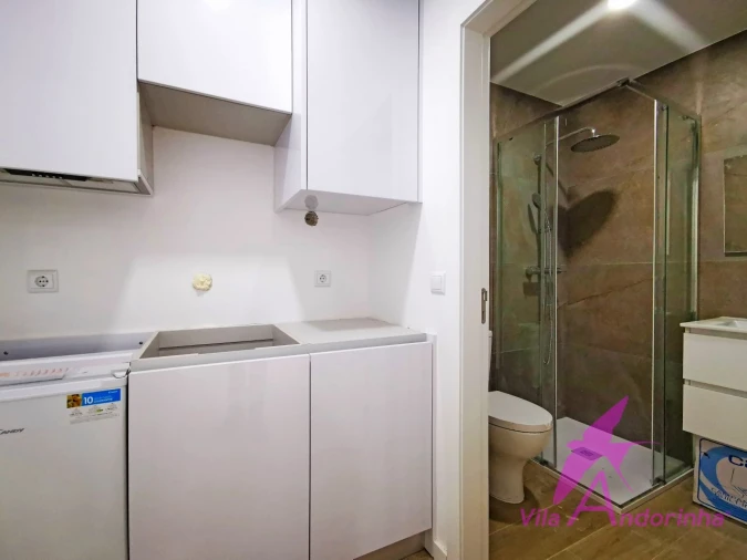 Loja para Arrendamento em Santa Maria Maior e Monserrate e Meadela Foto 5