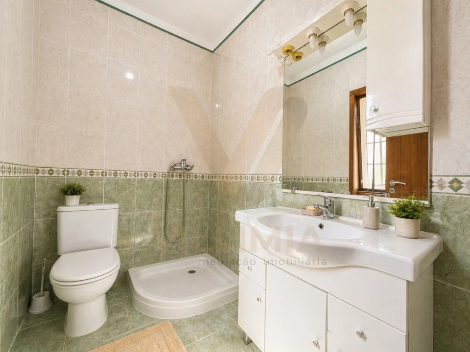 Moradia T3 para Venda em Bárrio e Cepões Foto 21