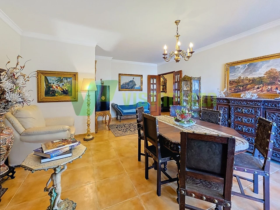 Apartamento T3 para Venda em Portimão Foto 5