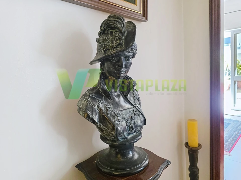 Apartamento T3 para Venda em Portimão Foto 13