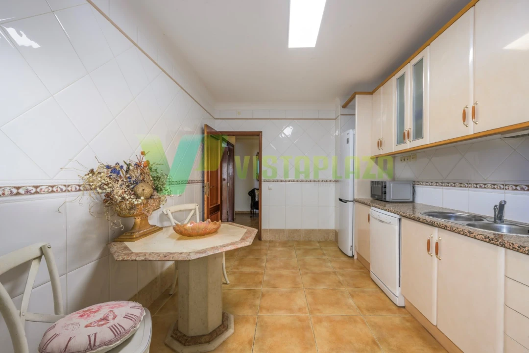 Apartamento T3 para Venda em Portimão Foto 15