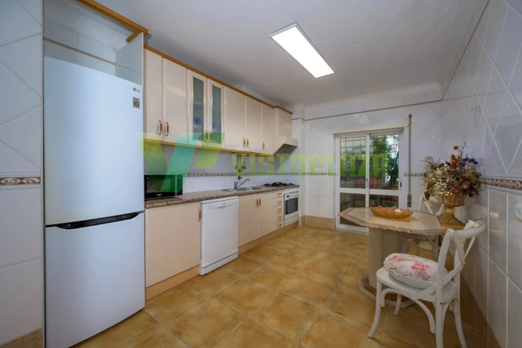 Apartamento T3 para Venda em Portimão Foto 14