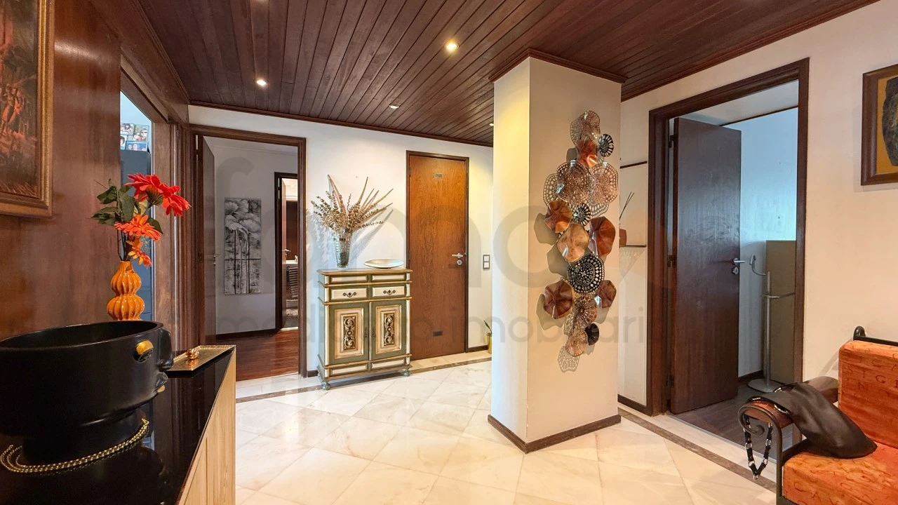 Apartamento T3 para Venda em Algés, Linda-A-Velha e Cruz Quebrada-Dafundo Foto 8