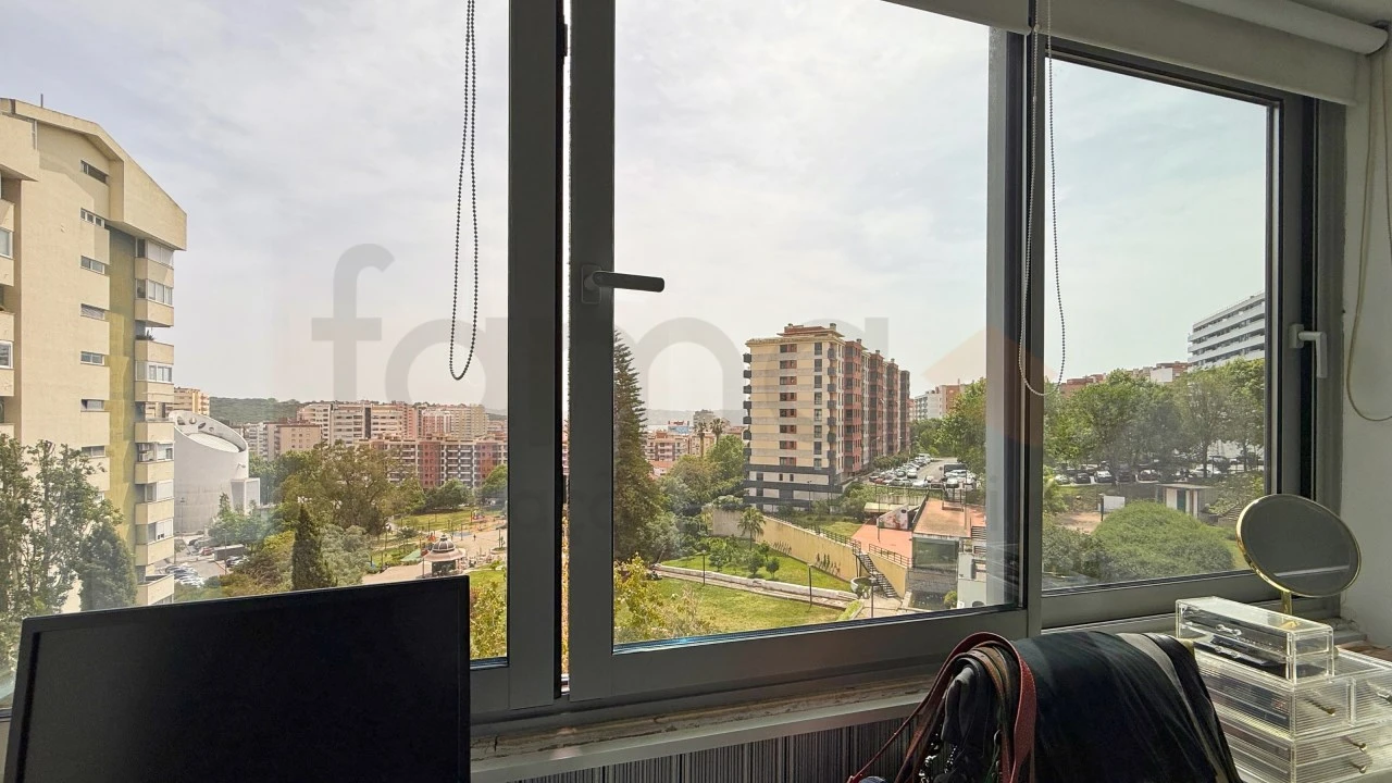 Apartamento T3 para Venda em Algés, Linda-A-Velha e Cruz Quebrada-Dafundo Foto 21