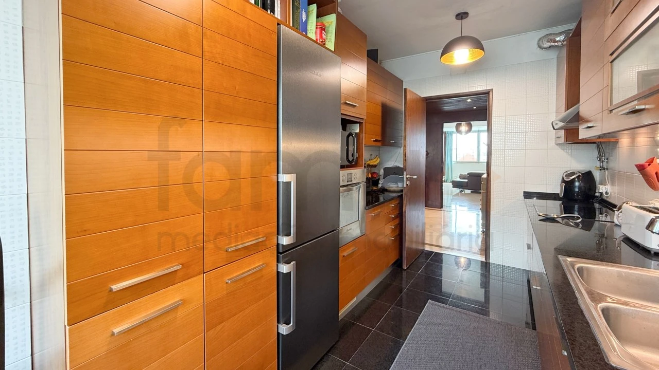 Apartamento T3 para Venda em Algés, Linda-A-Velha e Cruz Quebrada-Dafundo Foto 34