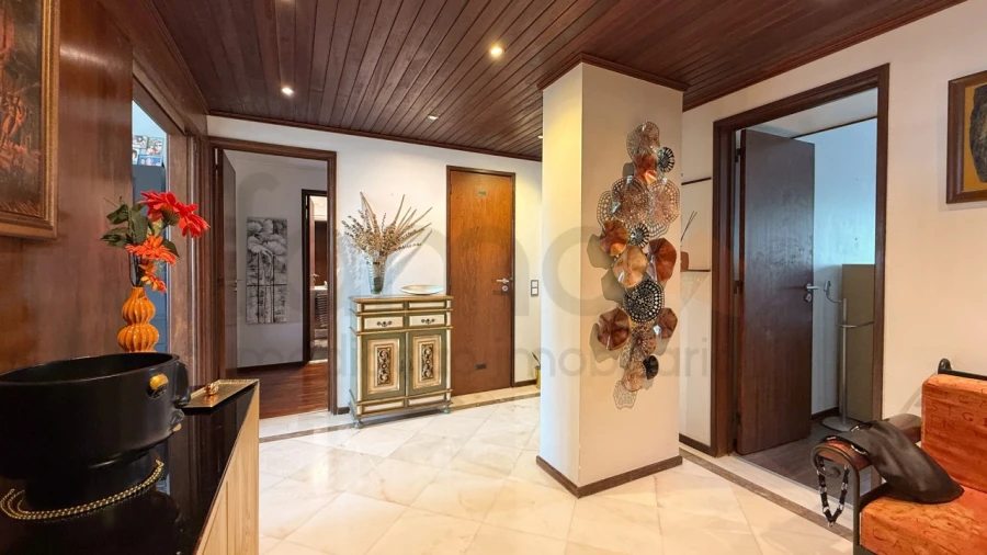 Apartamento T3 para Venda em Algés, Linda-A-Velha e Cruz Quebrada-Dafundo Foto 8