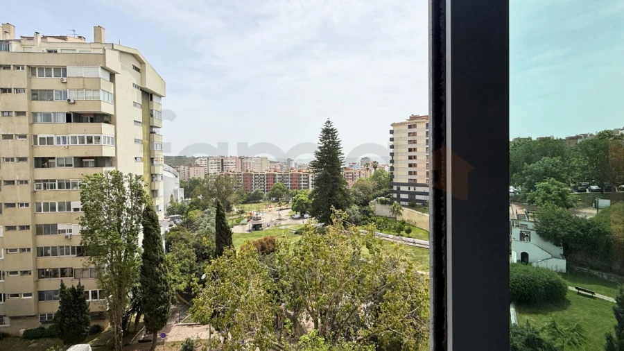 Apartamento T3 para Venda em Algés, Linda-A-Velha e Cruz Quebrada-Dafundo Foto 14