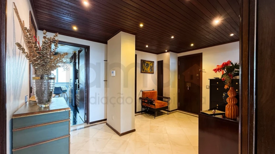 Apartamento T3 para Venda em Algés, Linda-A-Velha e Cruz Quebrada-Dafundo Foto 16