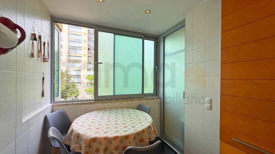 Apartamento T3 para Venda em Algés, Linda-A-Velha e Cruz Quebrada-Dafundo Foto 31