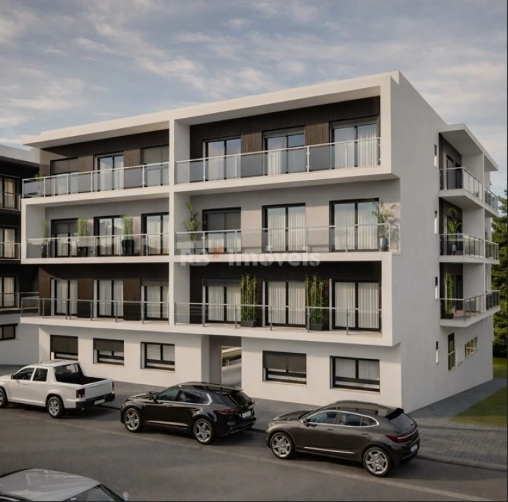 Apartamento T3 para Venda em Atalaia Foto 1