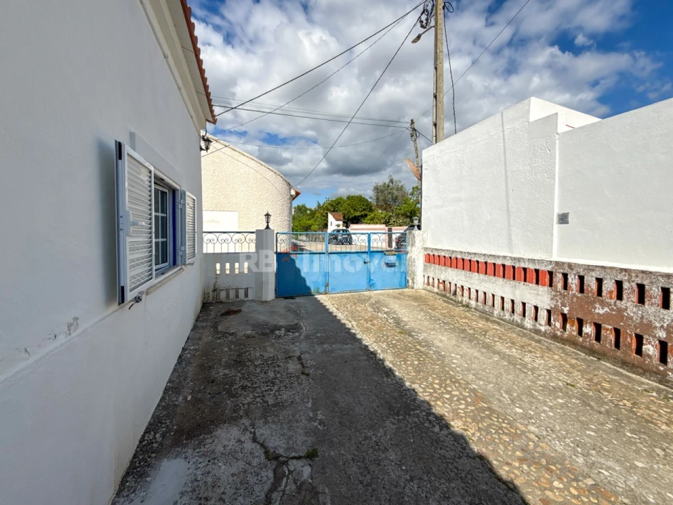 Moradia T3 para Venda em São Facundo e Vale das Mós Foto 11