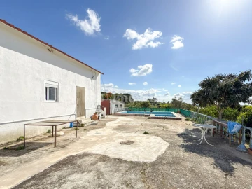 Moradia T3 para Venda em São Facundo e Vale das Mós