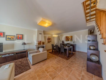 Moradia T3 para Venda em Ferragudo
