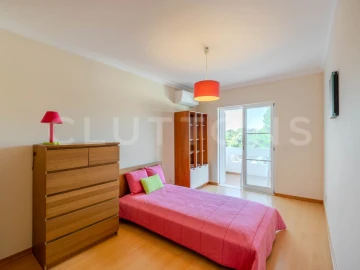 Moradia T3 para Venda em Ferragudo