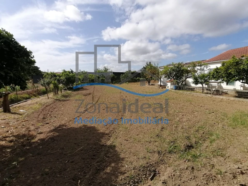 Quinta T2 para Venda em Alenquer (Santo Estêvão e Triana) Foto 32