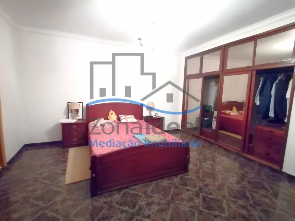 Quinta T2 para Venda em Alenquer (Santo Estêvão e Triana) Foto 10