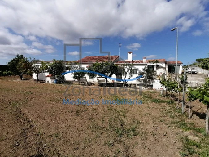 Quinta T2 para Venda em Alenquer (Santo Estêvão e Triana) Foto 27