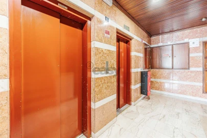 Apartamento T3 para Venda em Carnaxide e Queijas