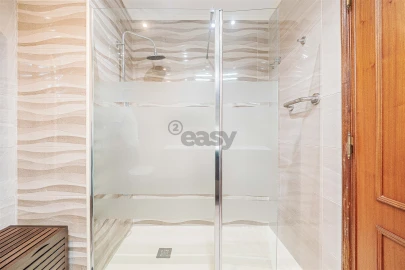 Apartamento T3 para Venda em Carnaxide e Queijas