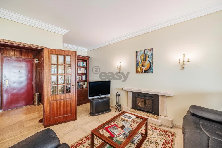 Apartamento T3 para Venda em Carnaxide e Queijas Foto 30