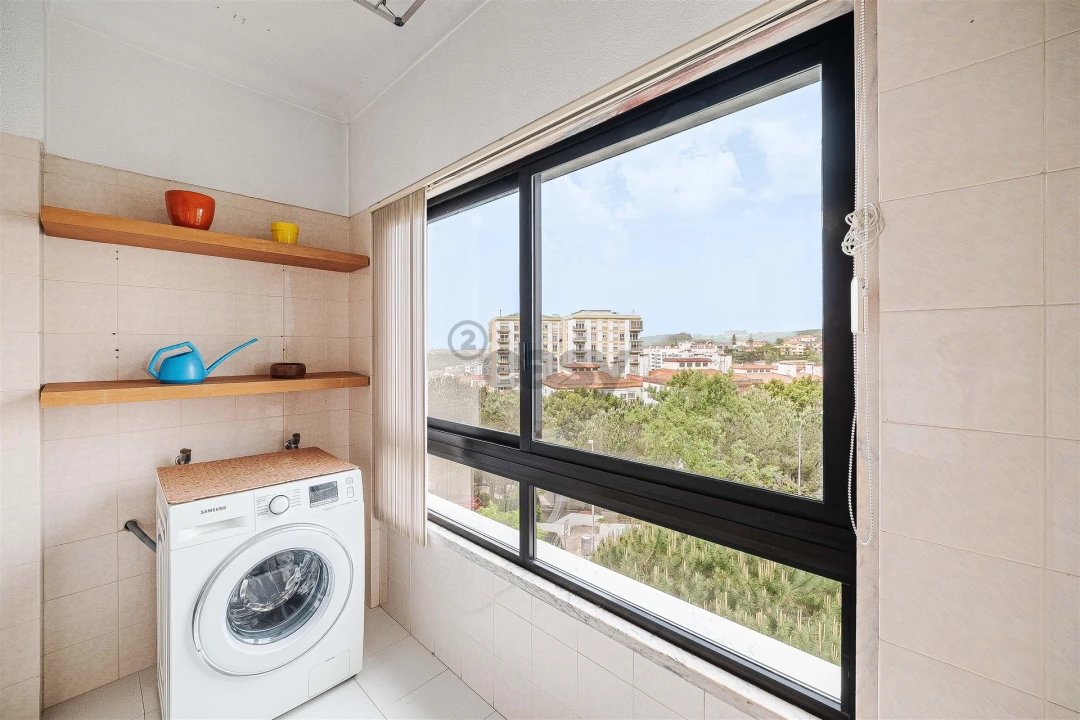 Apartamento T3 para Venda em Carnaxide e Queijas Foto 44