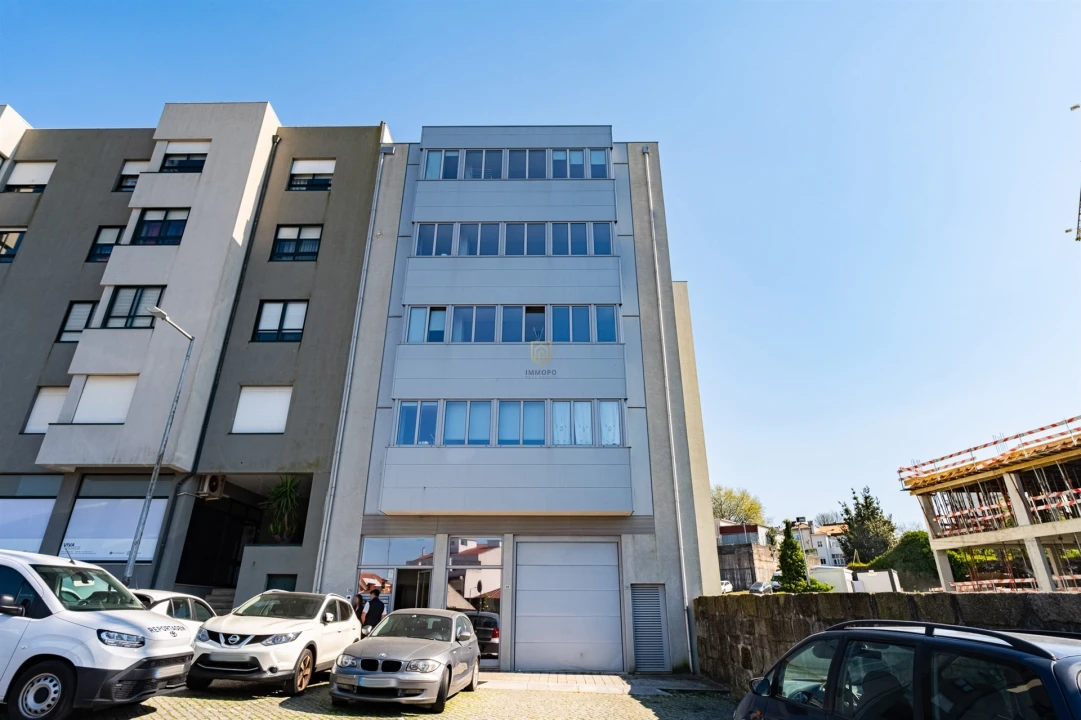 Apartamento T3 para Venda em Paranhos Foto 2