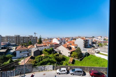 Apartamento T3 para Venda em Paranhos