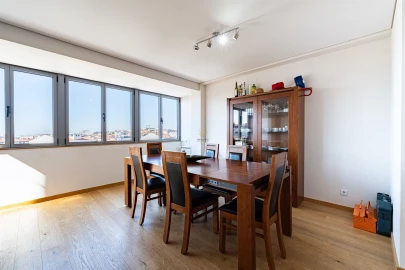 Apartamento T3 para Venda em Paranhos