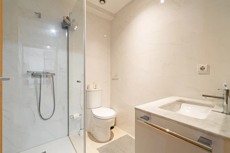 Apartamento T3 para Venda em Paranhos Foto 9