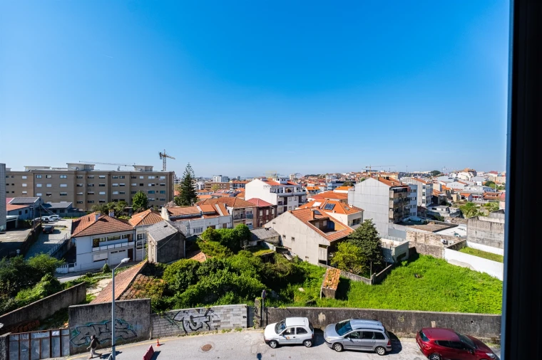 Apartamento T3 para Venda em Paranhos Foto 5