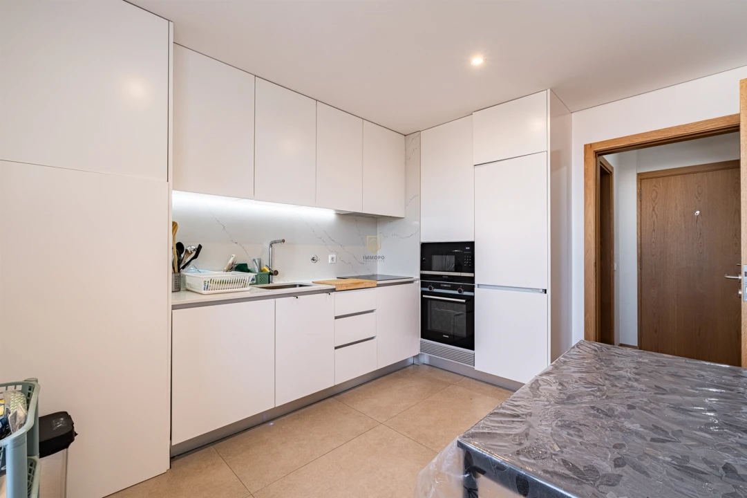 Apartamento T3 para Venda em Paranhos Foto 12