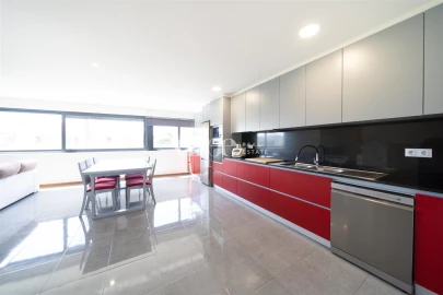 Apartamento T2 para Venda em Guardizela