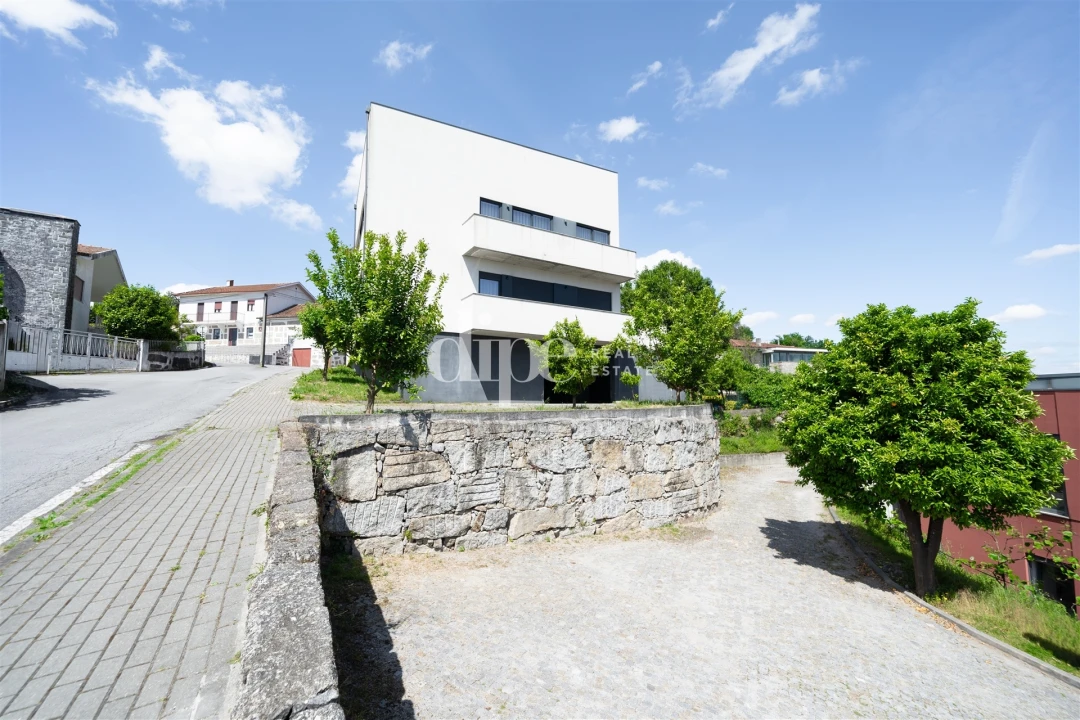 Apartamento T2 para Venda em Guardizela Foto 18