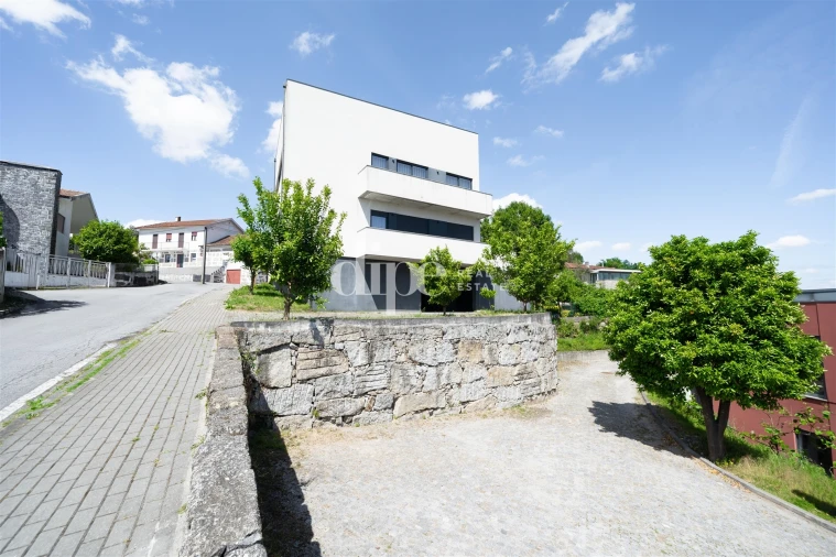 Apartamento T2 para Venda em Guardizela Foto 18