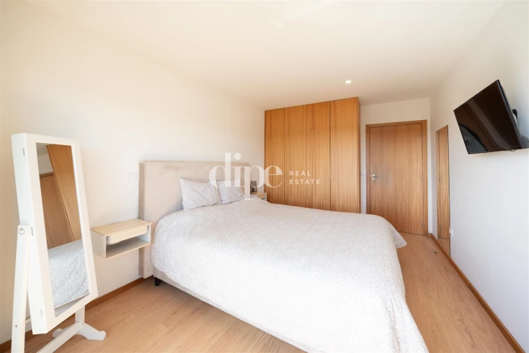 Apartamento T2 para Venda em Guardizela Foto 12