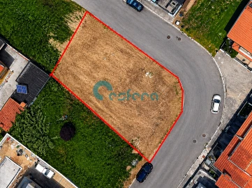 Terreno para Venda em Grijó e Sermonde