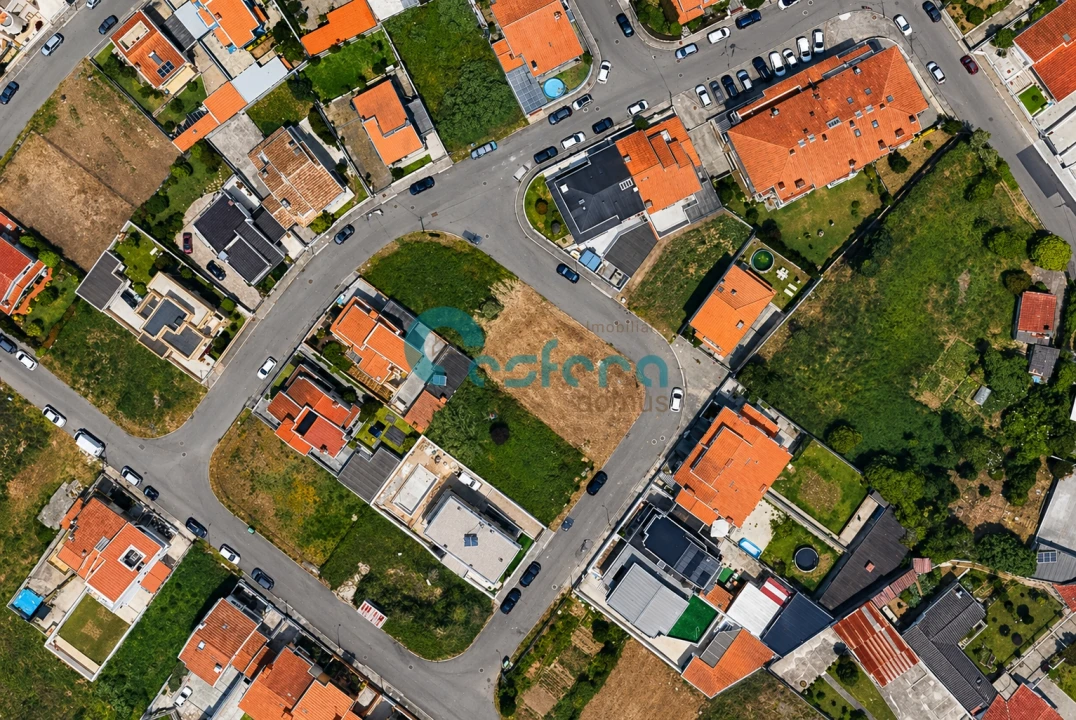 Terreno para Venda em Grijó e Sermonde Foto 3
