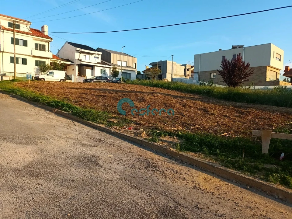 Terreno para Venda em Grijó e Sermonde Foto 5