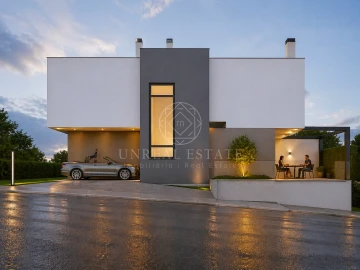 Moradia T4 para Venda em Fernao Ferro