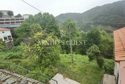 Moradia T3 para Venda em Rio Caldo