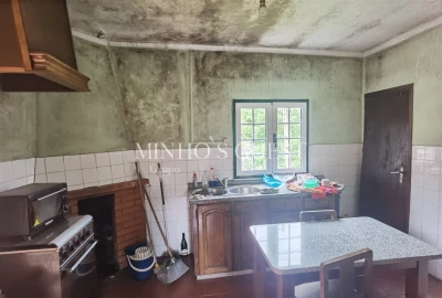 Moradia T3 para Venda em Rio Caldo