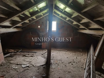 Moradia T3 para Venda em Rio Caldo