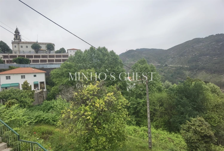 Moradia T3 para Venda em Rio Caldo Foto 2