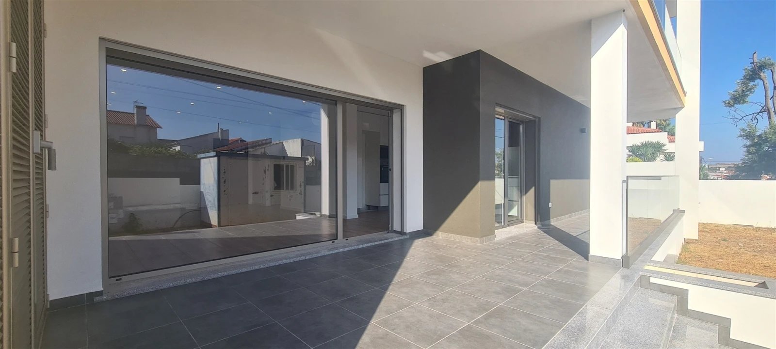 Apartamento T3 para Venda em Parceiros e Azoia Foto 2
