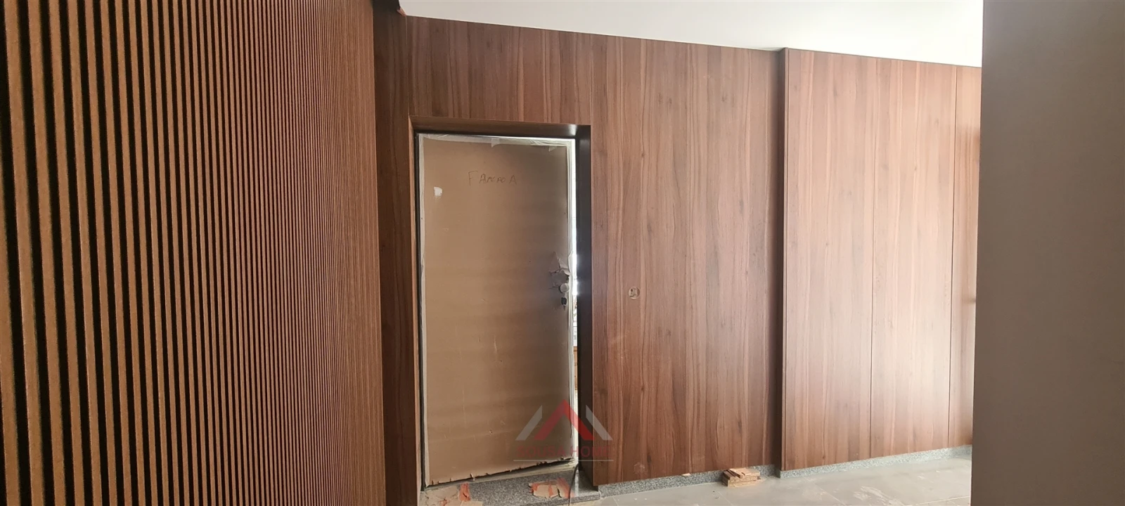 Apartamento T3 para Venda em Parceiros e Azoia Foto 14